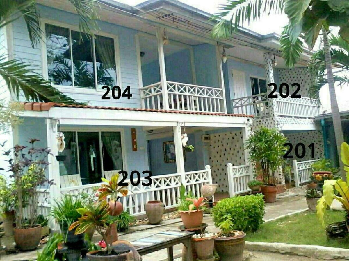 Sukkee Beach Resort Koh Larn Exterior foto